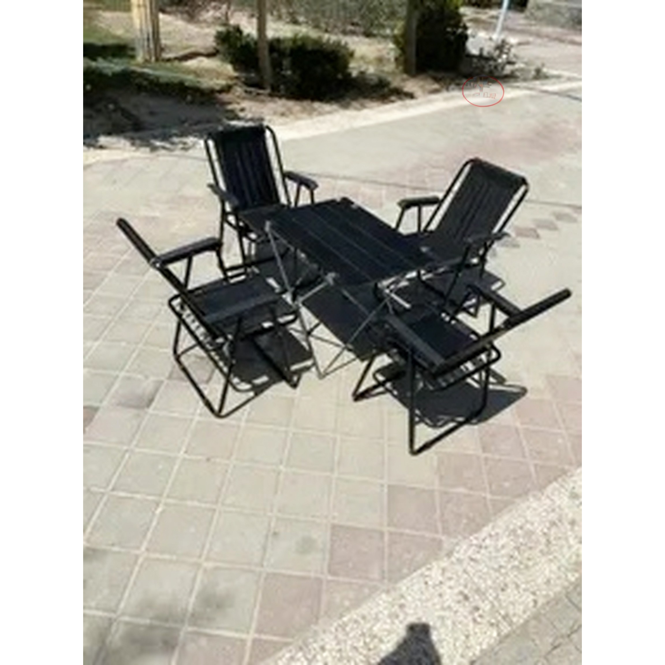 ست چهار نفره صندلی ساحلی تاشو و میز مسافرتی
